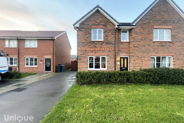 3 bedroom semi-detached house for sale