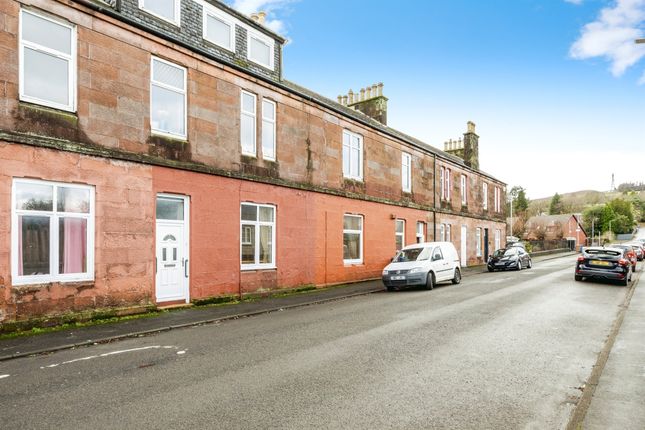 2 bedroom ground floor flat for sale