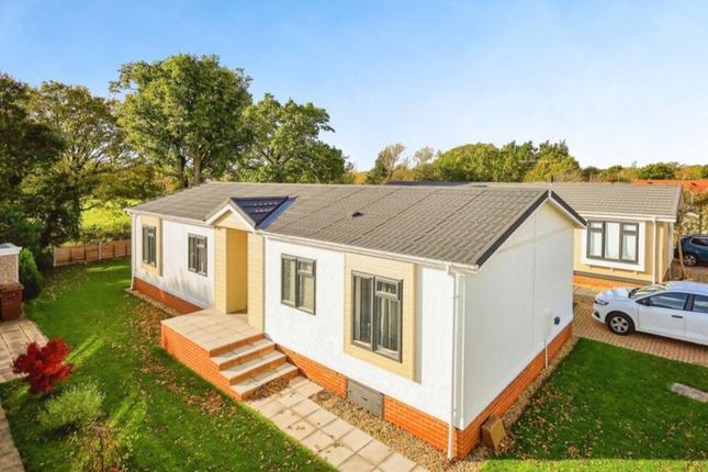 2 bed mobile/park home