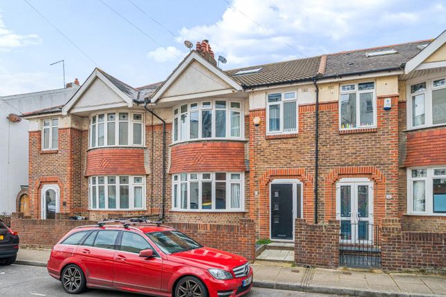 4 bed property