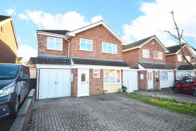 5 bedroom link detached house for sale