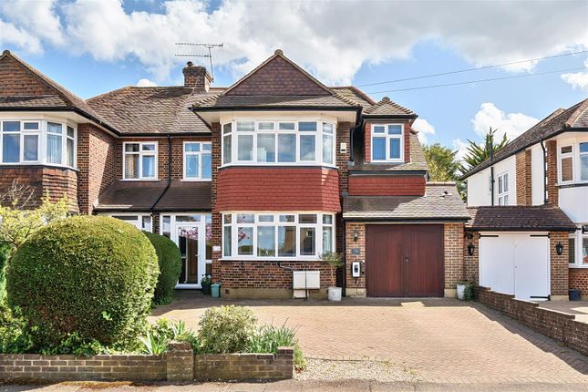 Craddocks Avenue, Ashtead KT21 4 bed semi