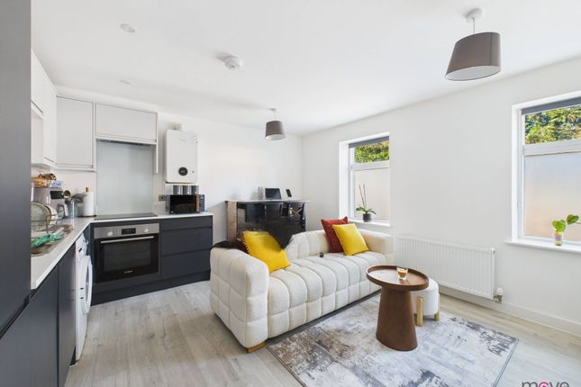 2 bed flat