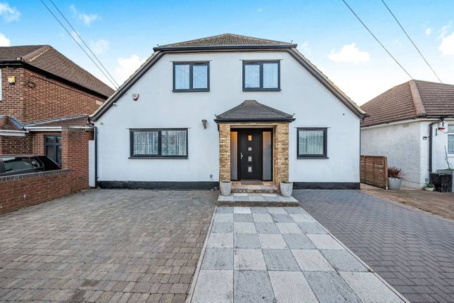 Mahlon Avenue, Ruislip, HA4 5 bed detached house for sale