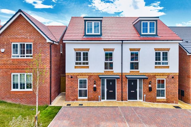 3 bedroom semi-detached house for sale