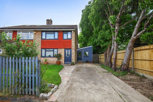3 bedroom semi-detached house for sale
