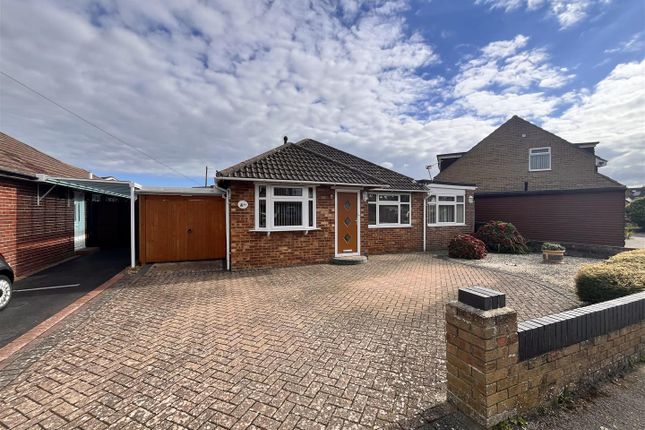 Old Farm Lane, Fareham PO14 3 bed bungalow for sale