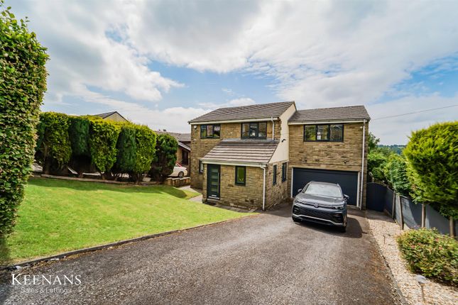 4 bed detached house