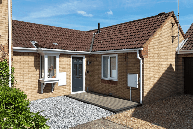 2 bedroom bungalow for sale