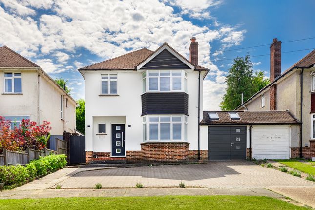 4 bedroom link detached house for sale