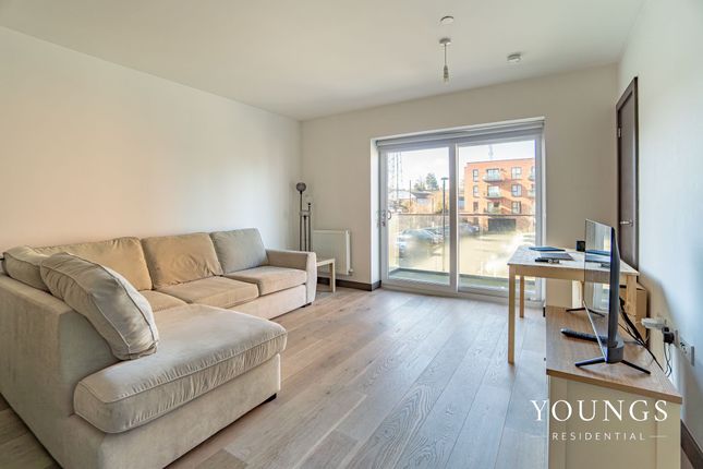 Fairfax Drive, Prospects Place, SS0 2 bed flat for sale