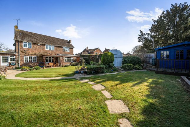 Hooke Road, East Horsley 5 bed detached house for sale