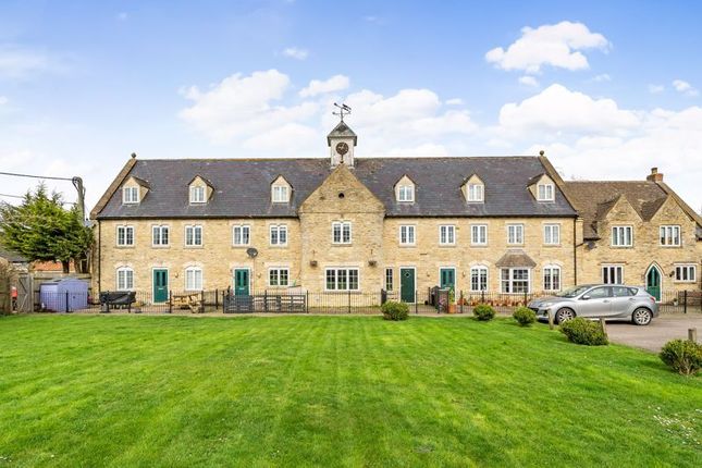 Heathfield, Kidlington OX5 1 bed apartment for sale