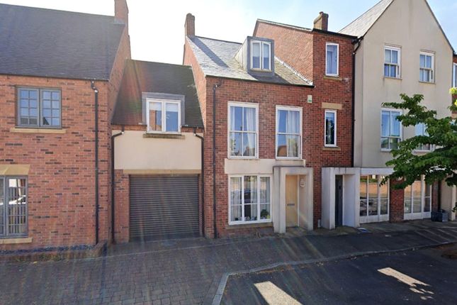 4 bed terraced house