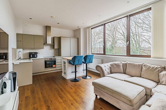 2 bed flat