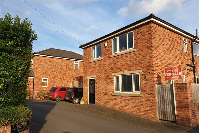 3 bed detached house