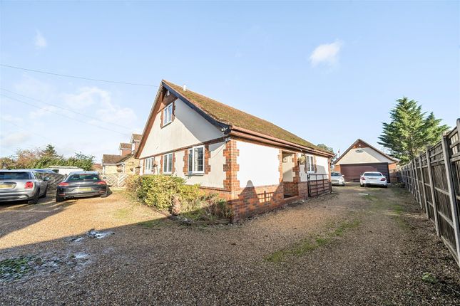 6 bed detached bungalow