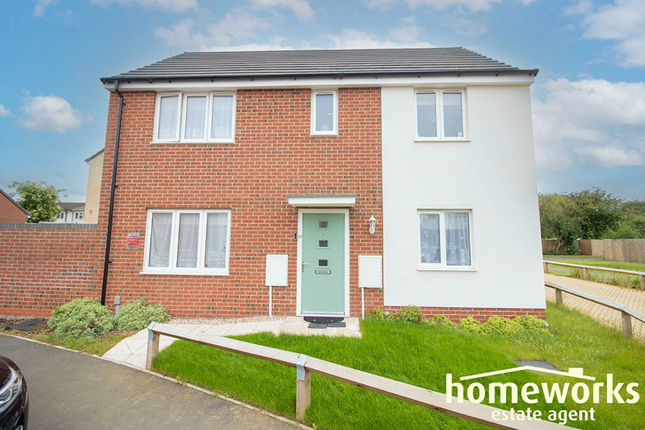 3 bed detached house