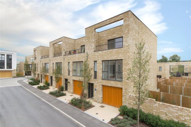 Windmill Drive, Trumpington, Cambridge 3 bed terraced house for sale