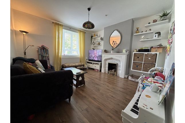 1 bed flat