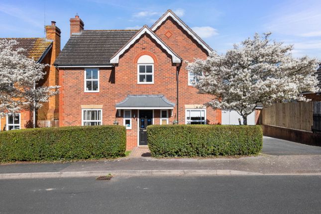 3 Dockeray Avenue, Worcester. WR4 0RX 4 bed detached house for sale