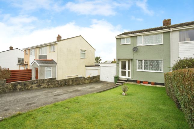 3 bed semi-detached house