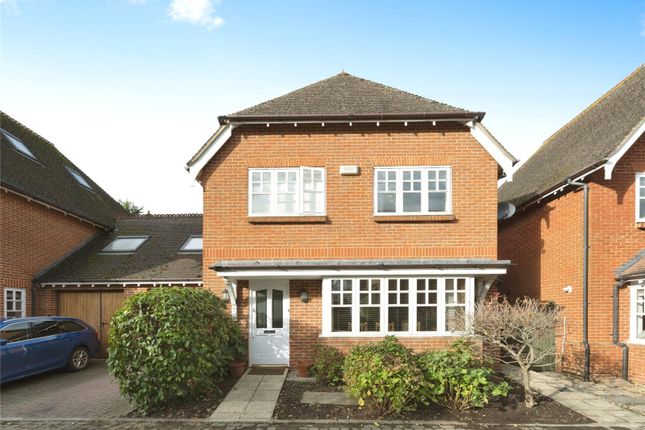 4 bed detached house