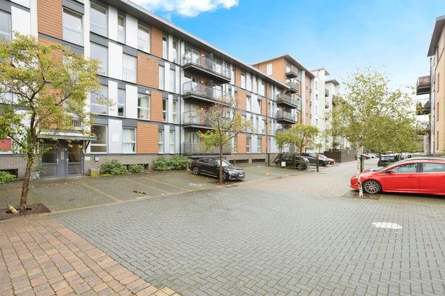 2 bed flat