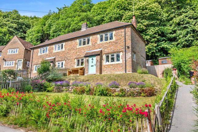 Marley Hanger, Haslemere, GU27 3 bed semi