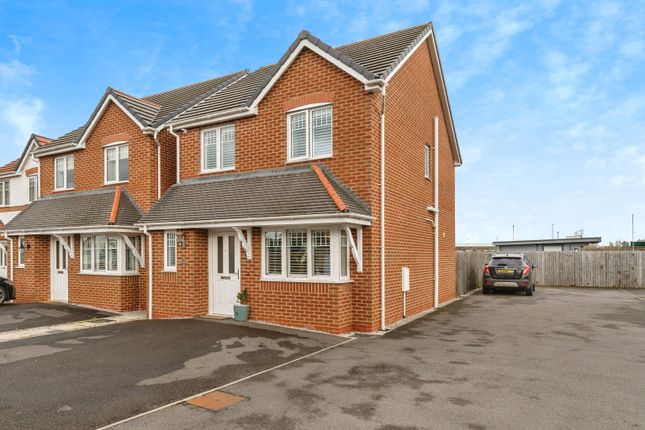 3 bed detached house