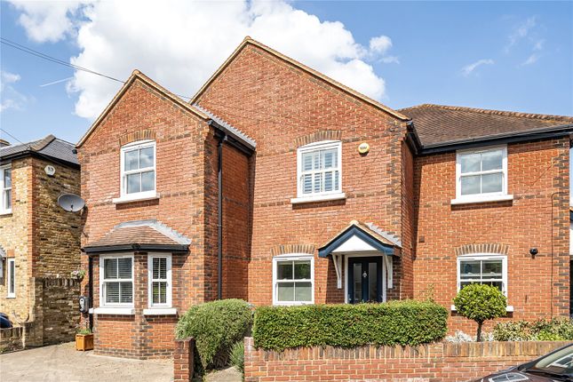 Albany Road, Walton On Thames... 3 bed terraced house for sale