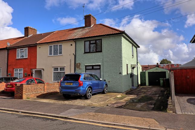 Standfield Road, Dagenham RM10 2 bed end of terrace house for sale