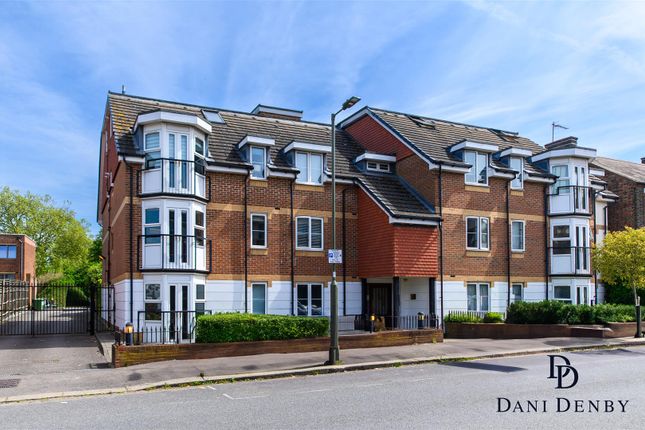 Granville Road, London NW2 2 bed flat for sale