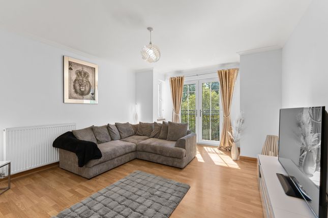 Quarrywood Court, Livingston, EH54 2 bed flat for sale