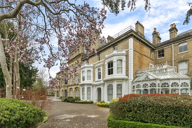 Langdon Park, Teddington 2 bed apartment for sale