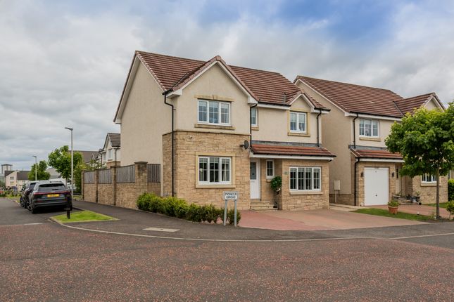 4 bed detached house