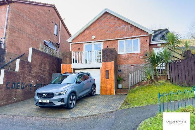 2 bed detached house