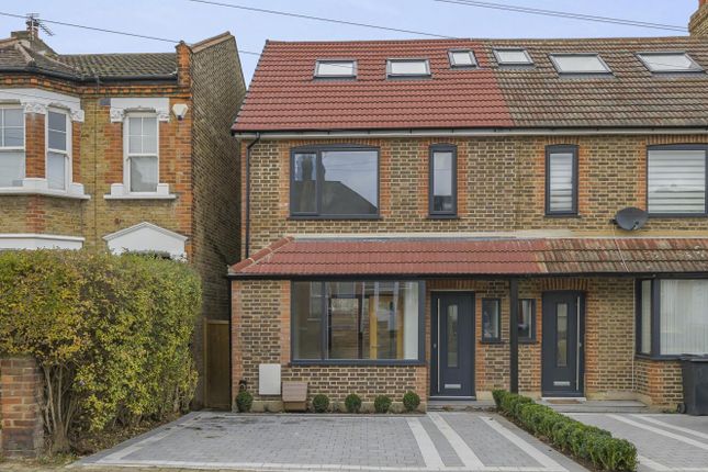Birkbeck Road, Beckenham, Kent, BR3 3 bed semi