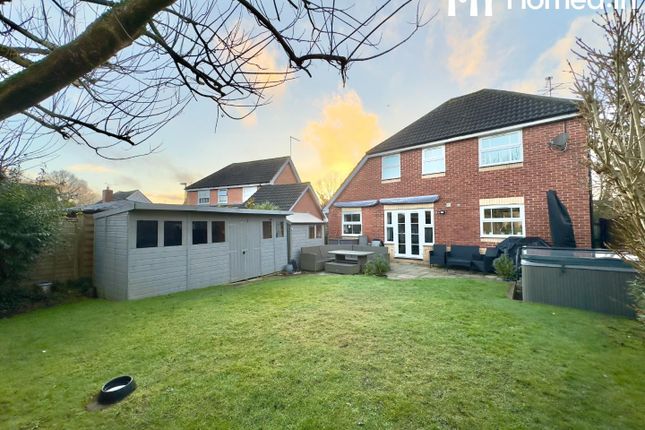 Eversfield, Southwater, Horsham 4 bed detached house for sale