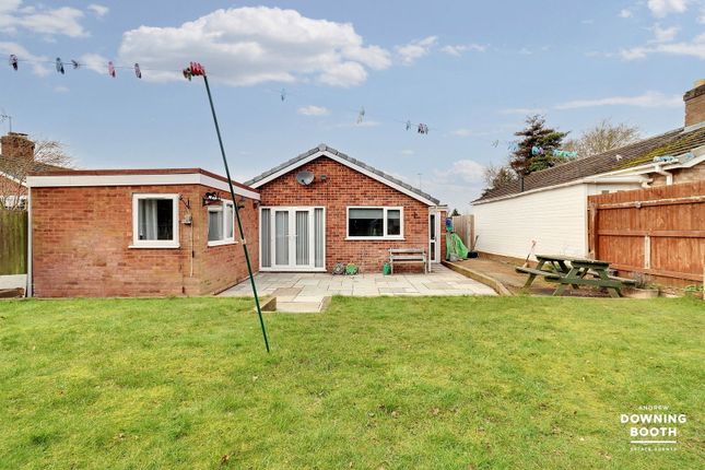 Leomansley Close, Lichfield WS13 3 bed detached bungalow for sale