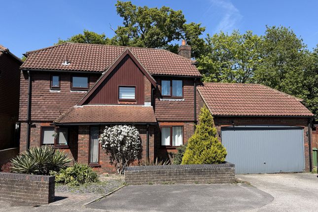 Churchfields, Fawley, SO45 4 bed detached house for sale