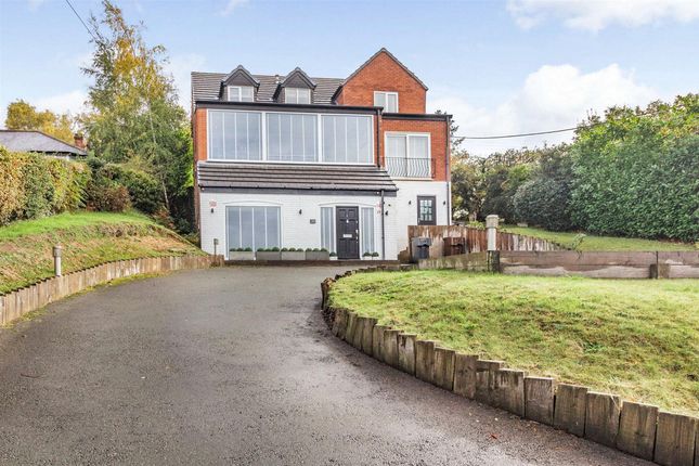 4 bed detached house