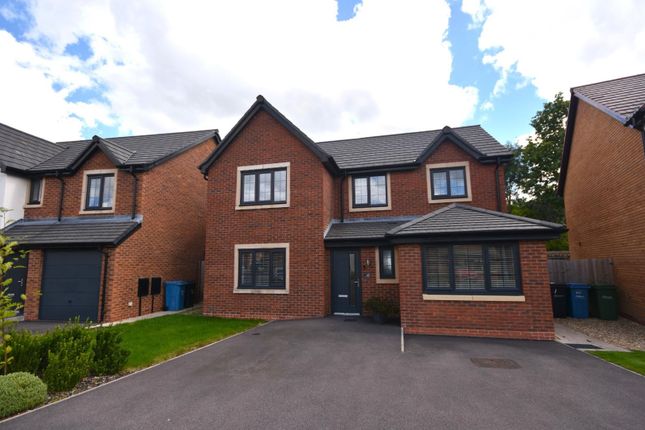 4 bed detached house