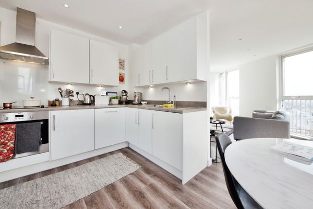 2 bed flat