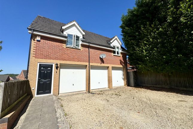 2 bedroom coach house for sale