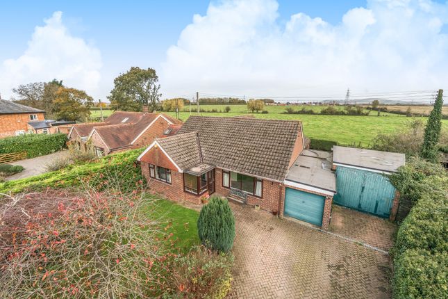 Tredington, Gloucestershire GL20 4 bed bungalow for sale