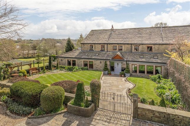 Roker Lane, Pudsey, West Yorkshire, LS28 7 bed barn conversion for sale
