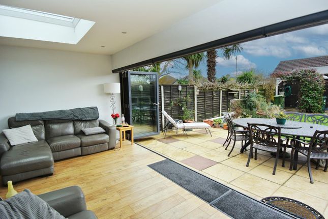 2 bedroom semi-detached bungalow for sale