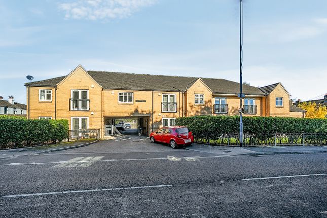 Bramble Mews, 567 Shadwell Lane... 2 bed flat for sale