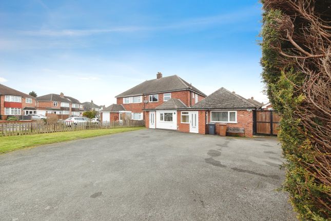Old Lode Lane, Solihull B92 4 bed semi